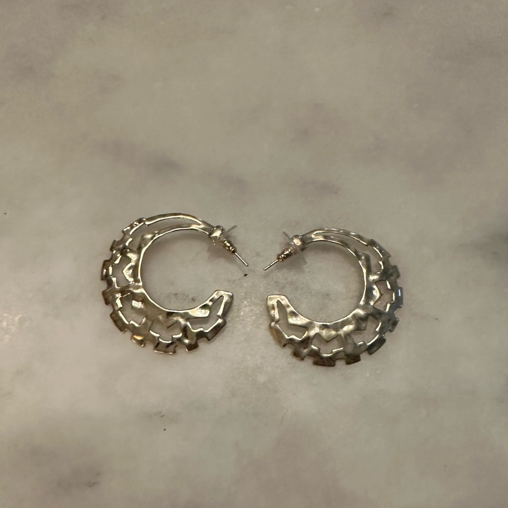 Kendra Scott Gold Earrings